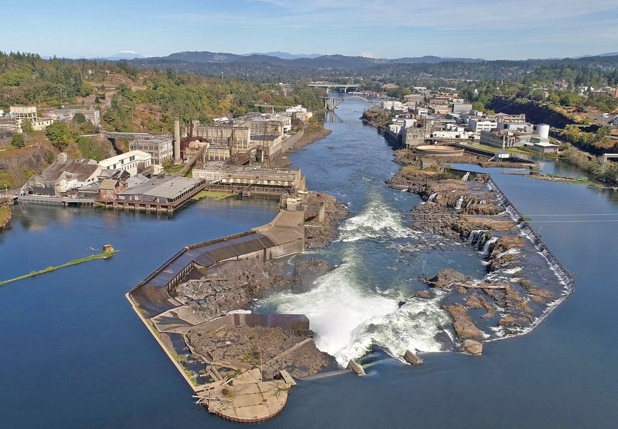 A view of Willamette Falls from the air.